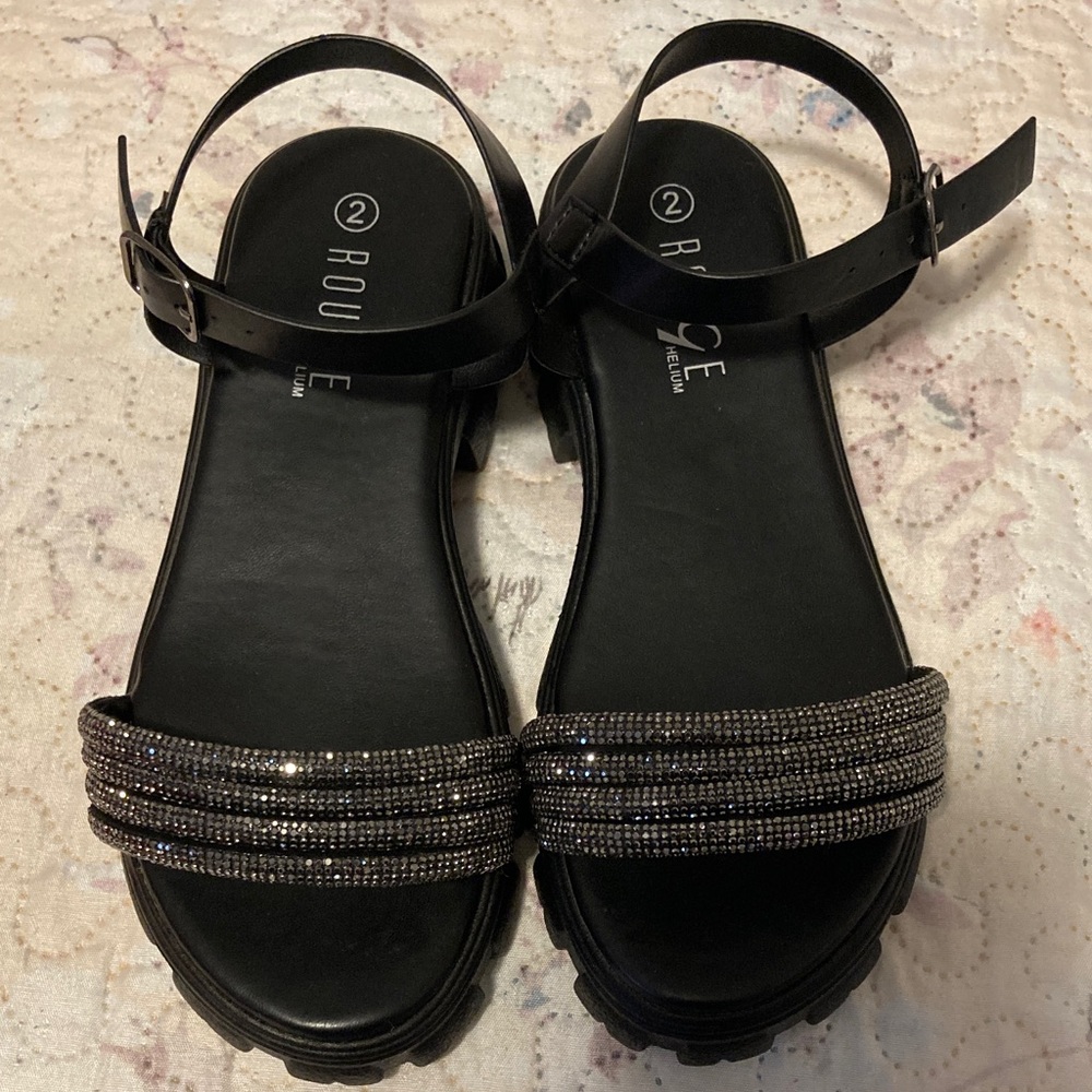 Rouge Helium Black Sandals with Beaded Straps